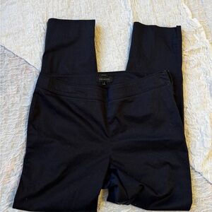 Talbots navy cropped trousers lightweight side zipper very comfortable and EUC